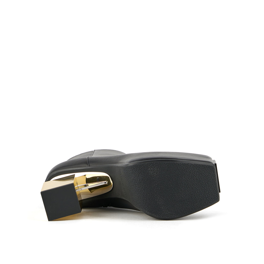 cubist bootie black 6 bottom view