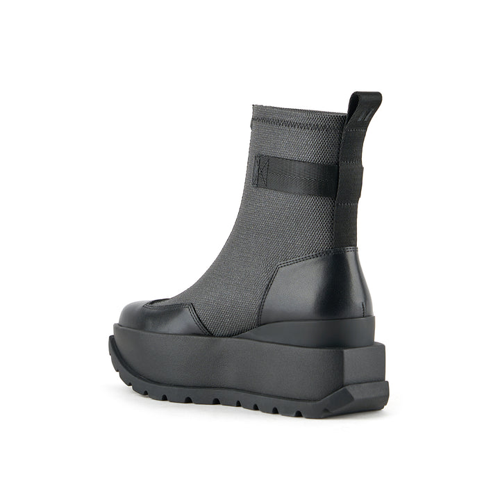 roko bootie ii black iii 4 angle in view