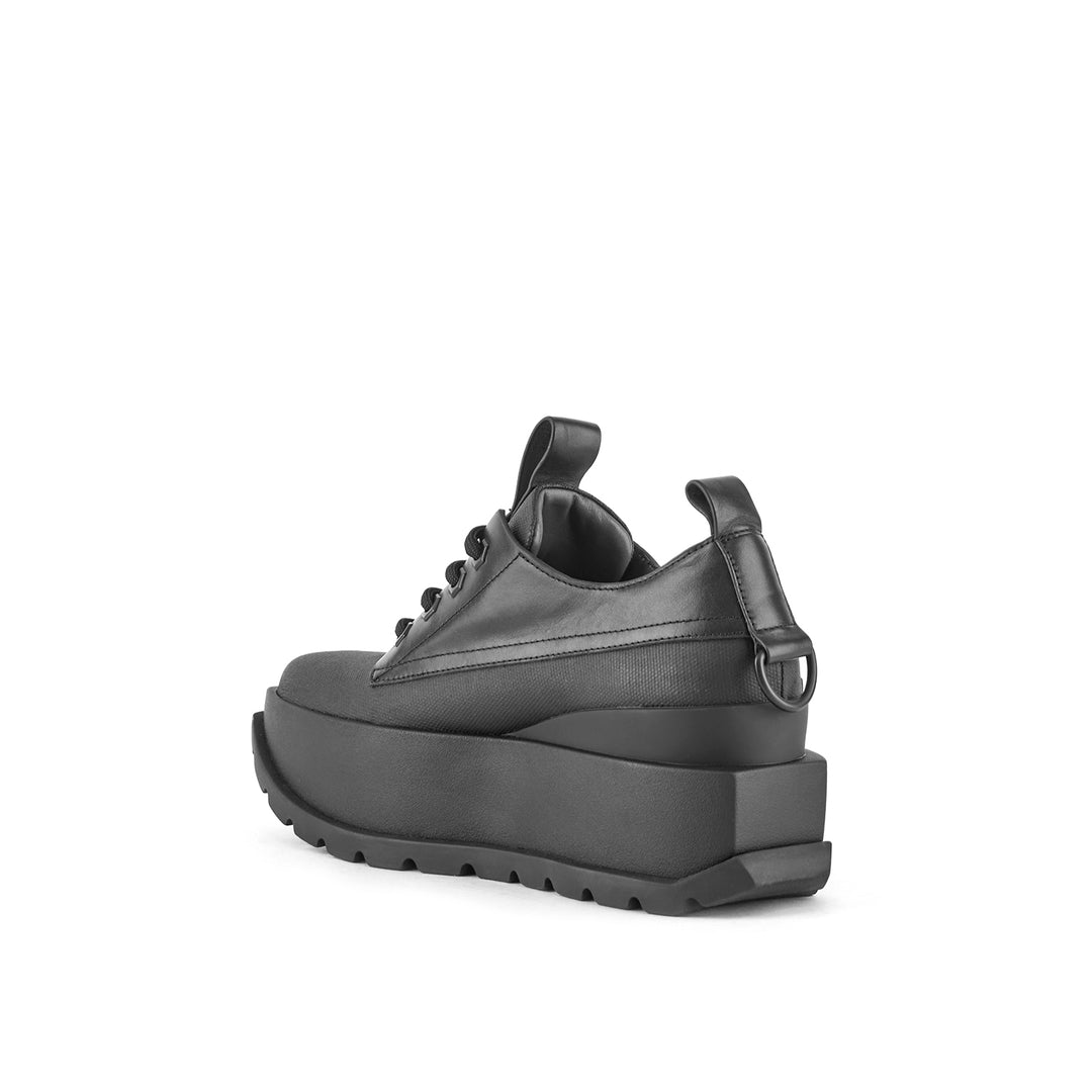 roko patrol derby black 4 angle in view