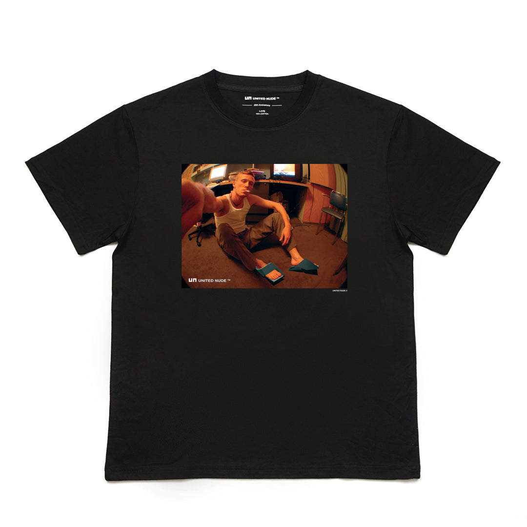 t-shirt front view