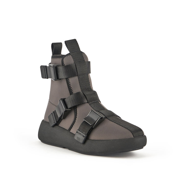 bo galaxy lady composite 2 angle out view aw23