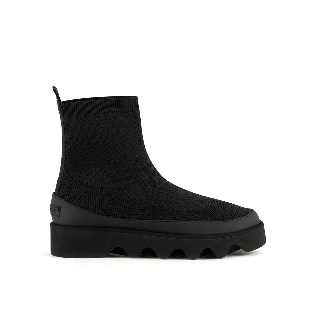 bounce 3 short boot black 1 outside view