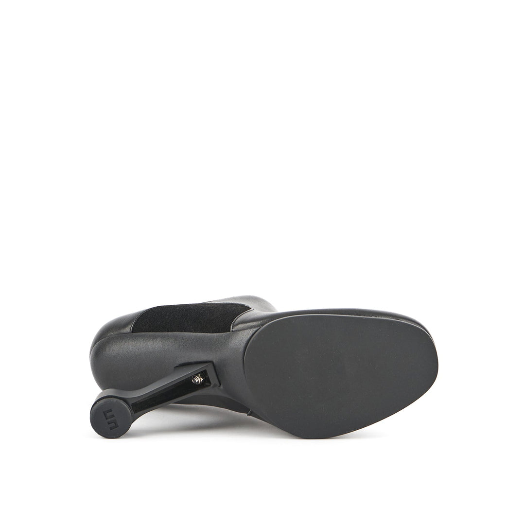 eamz dot black 6 bottom view aw23