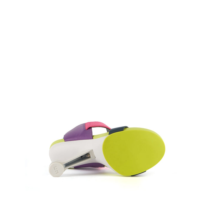 eamz raiko rainbow bottom view