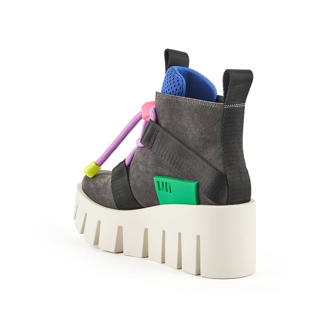 grip nomad lo ii astro 4 angle in view aw23