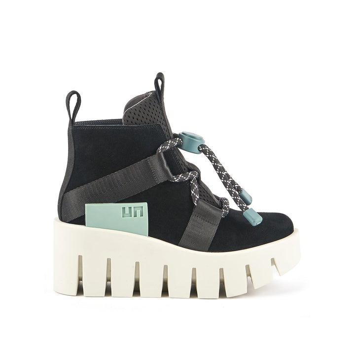 grip nomad lo ii basalt white 1 outside view aw23