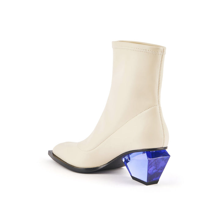 jacky bootie pumice 4 angle in view aw23