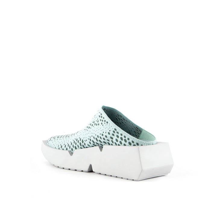mega mule fresh mint angle in view