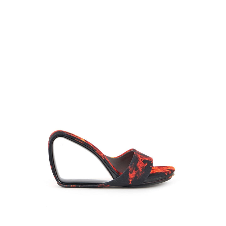 mobius hi fire outside view