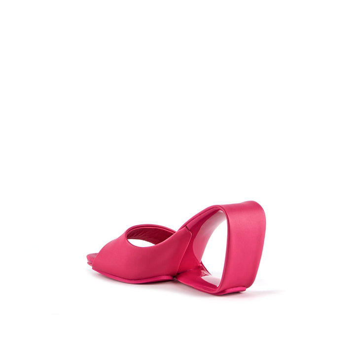mobius hi pink flash angle in view