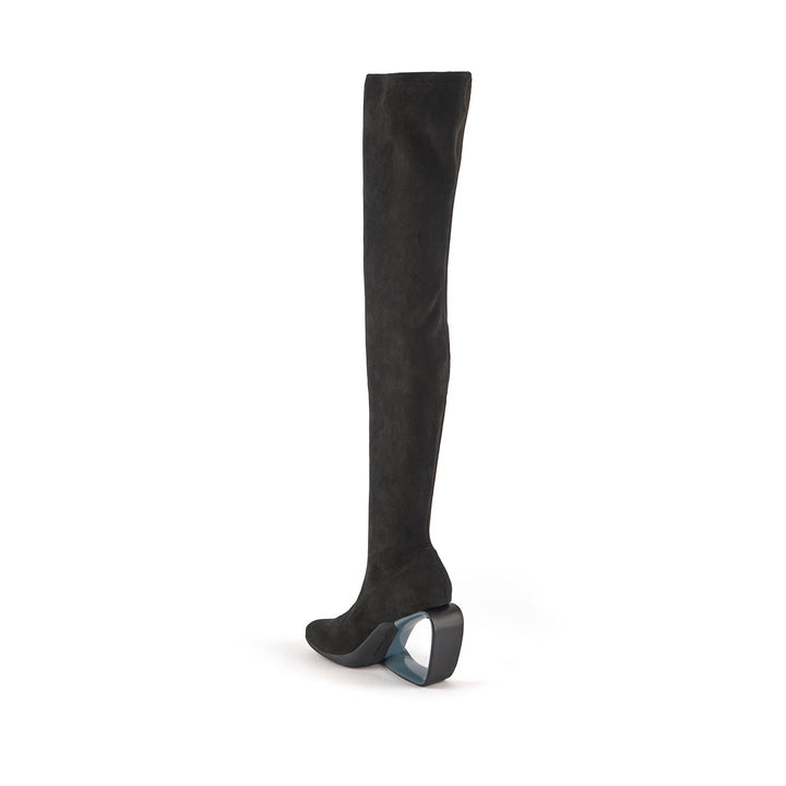 mobius long boot hi ii basalt 4 angle in view aw23