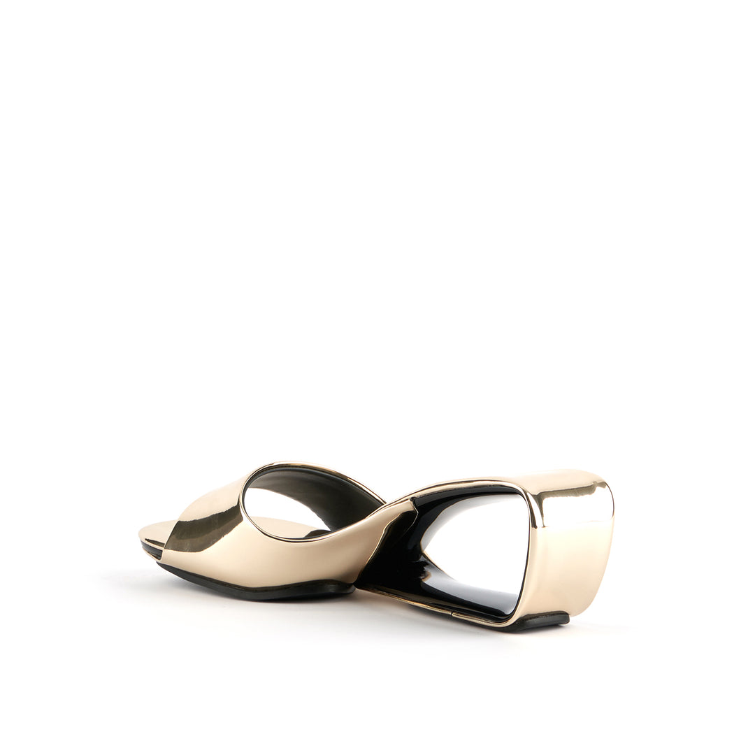 mobius mid mirror gold angle in view