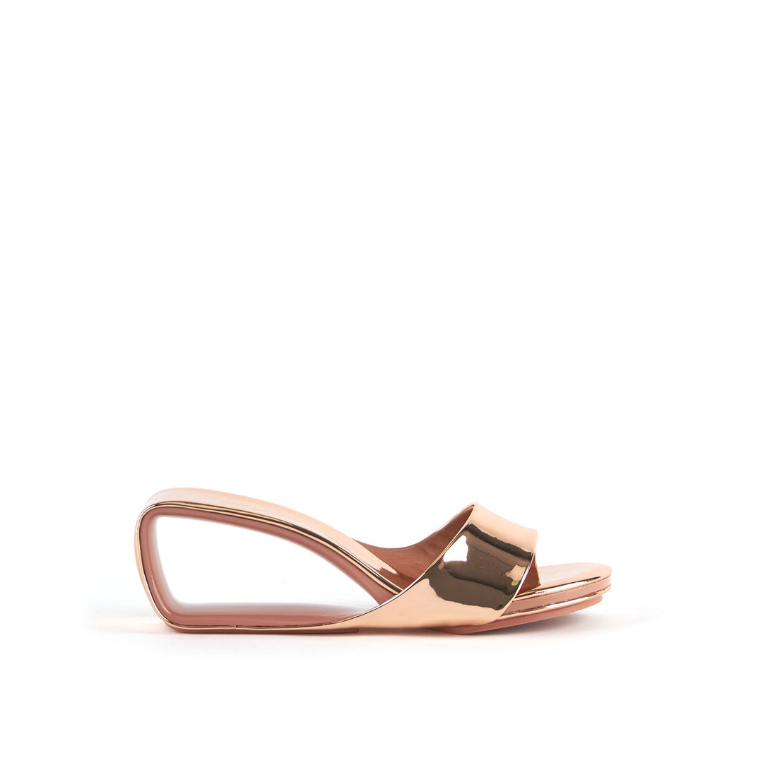 mobius mid mirror rose gold outside view