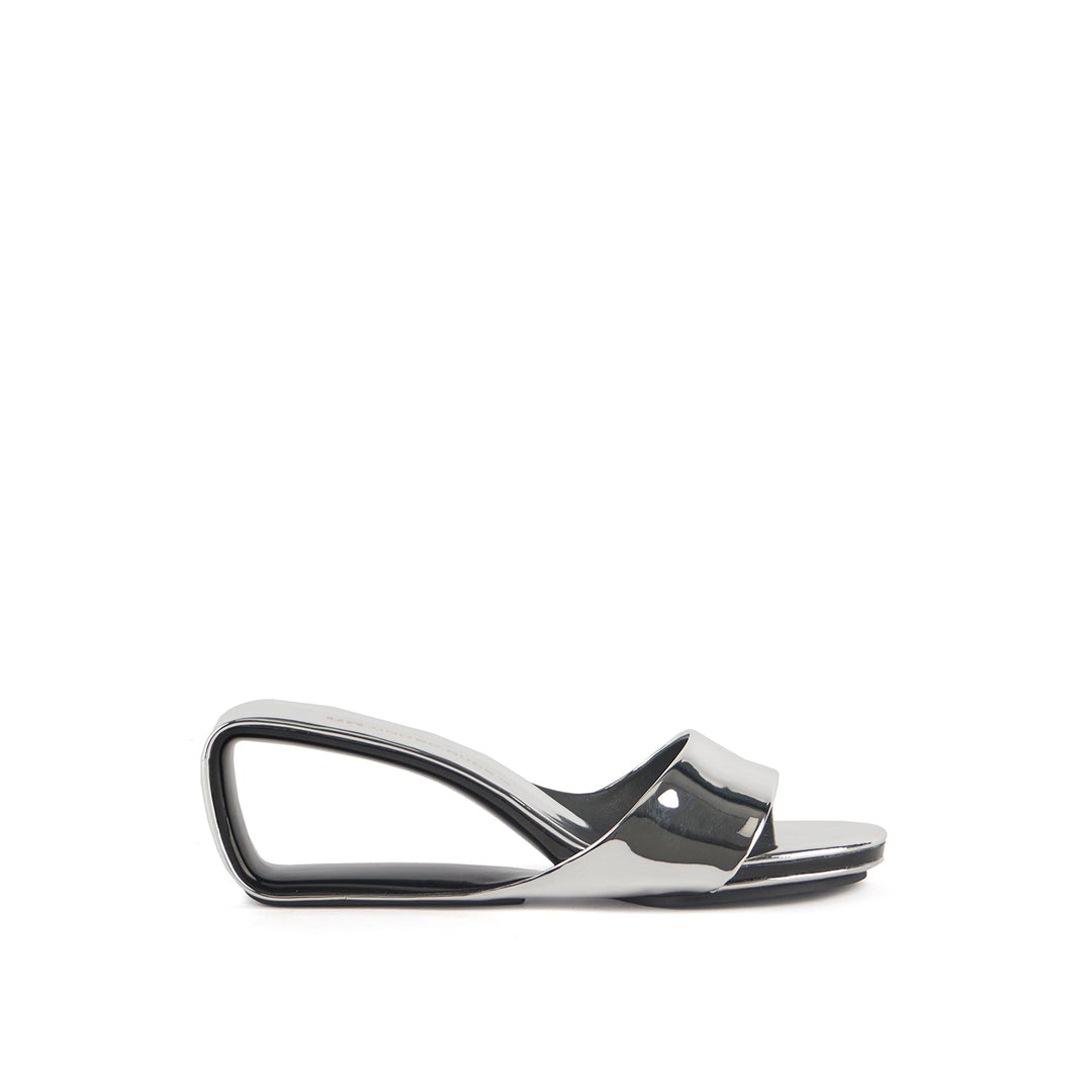 mobius mid mirror silver outside view
