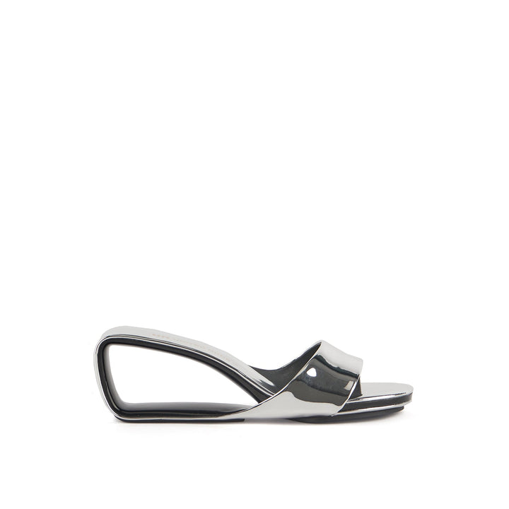 mobius mid mirror silver outside view