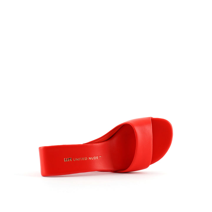 mobius mid red glow top view
