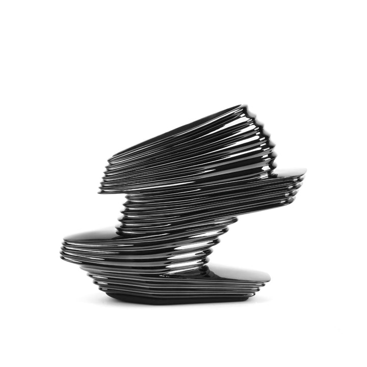 zaha nova black in view