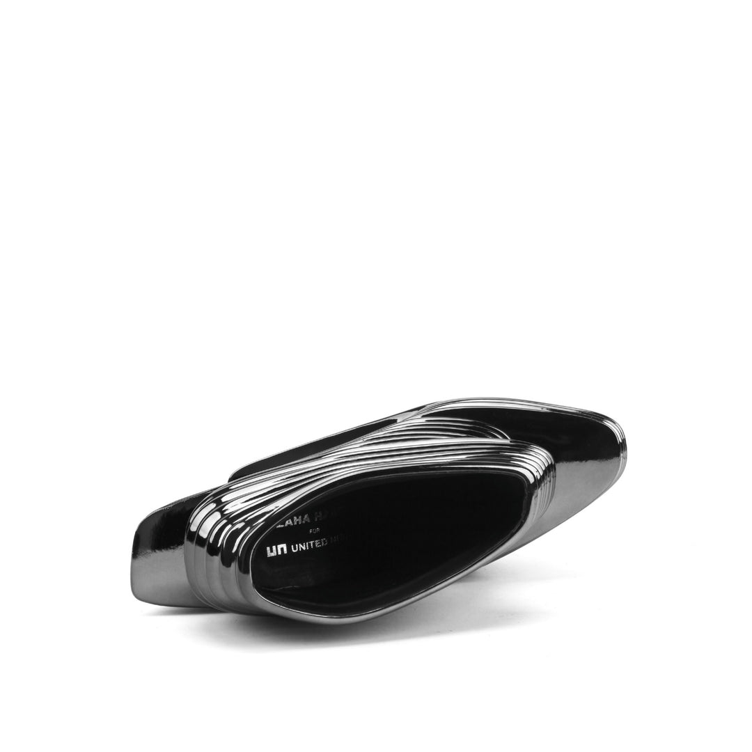 zaha nova black top view