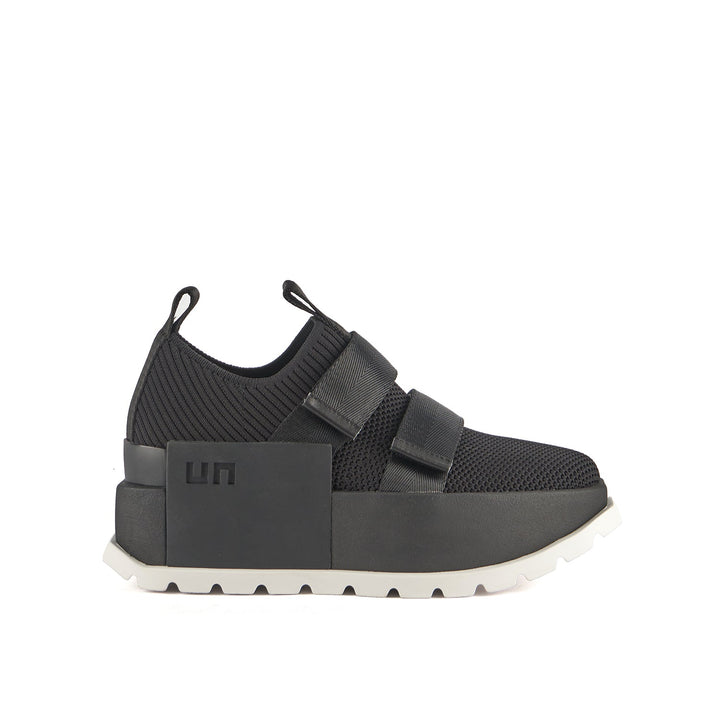 roko run ii black outside view