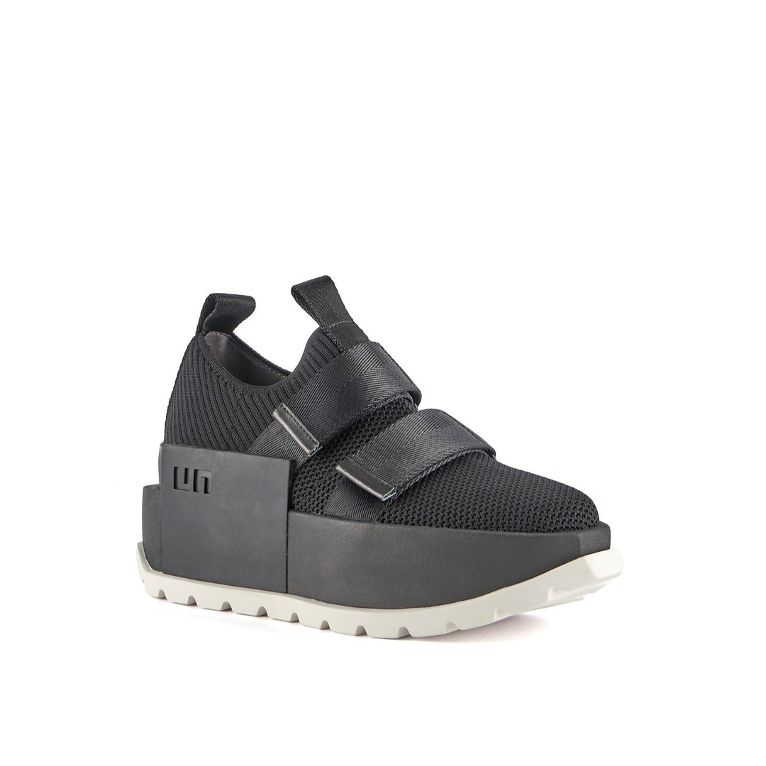 roko run ii black angle out view