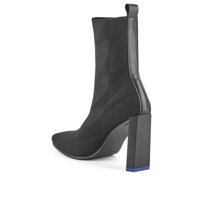 tara boot hi black 4 angle in view aw23
