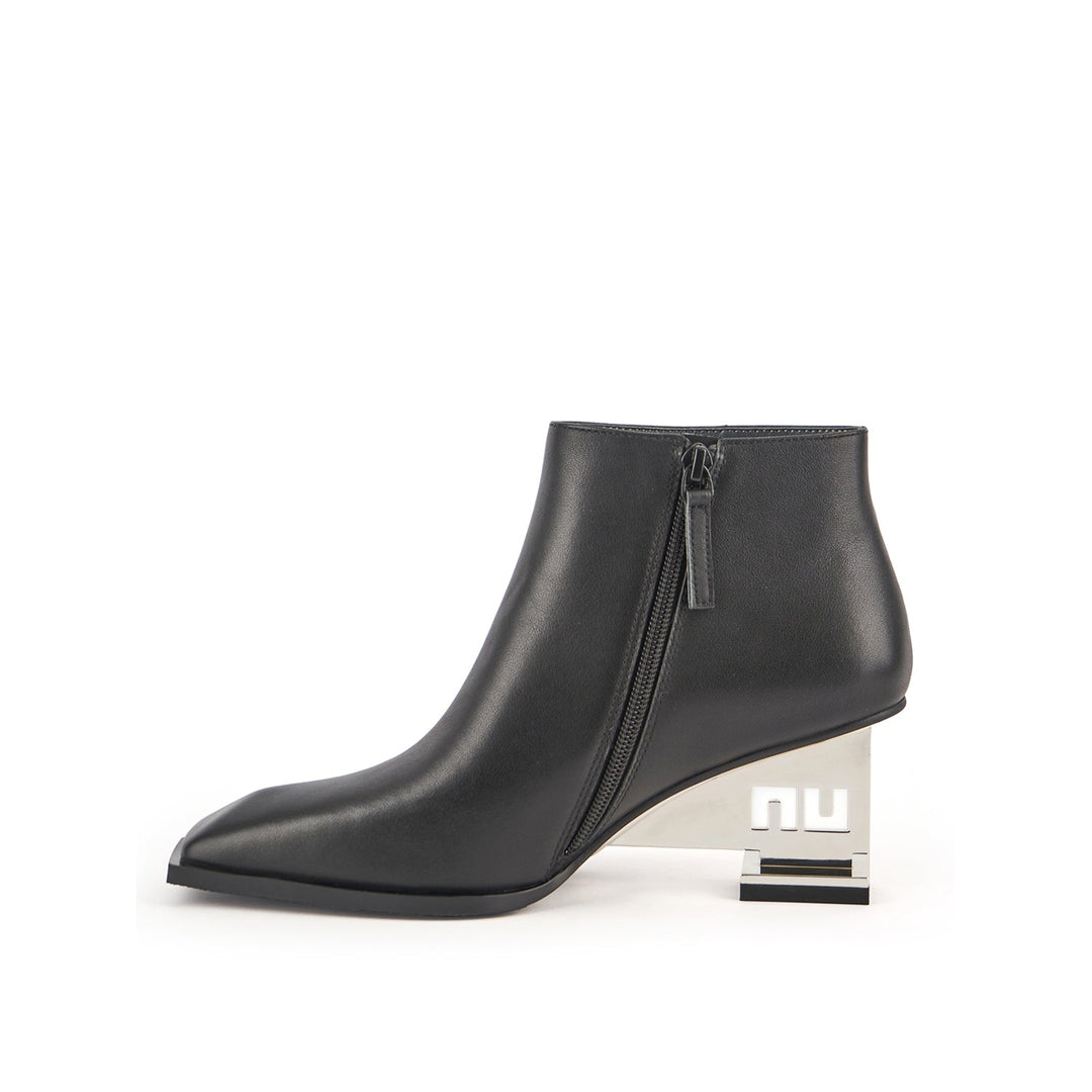 un bootie mid ii black 3 inside view aw23