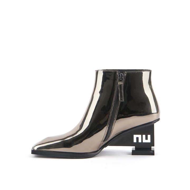un bootie mid ii gun metal 3 inside view aw23