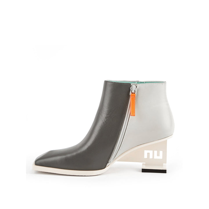 un bootie mid ii racer 3 inside view aw23