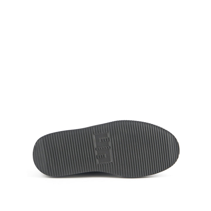 un geo desert lady black 6 bottom view aw23