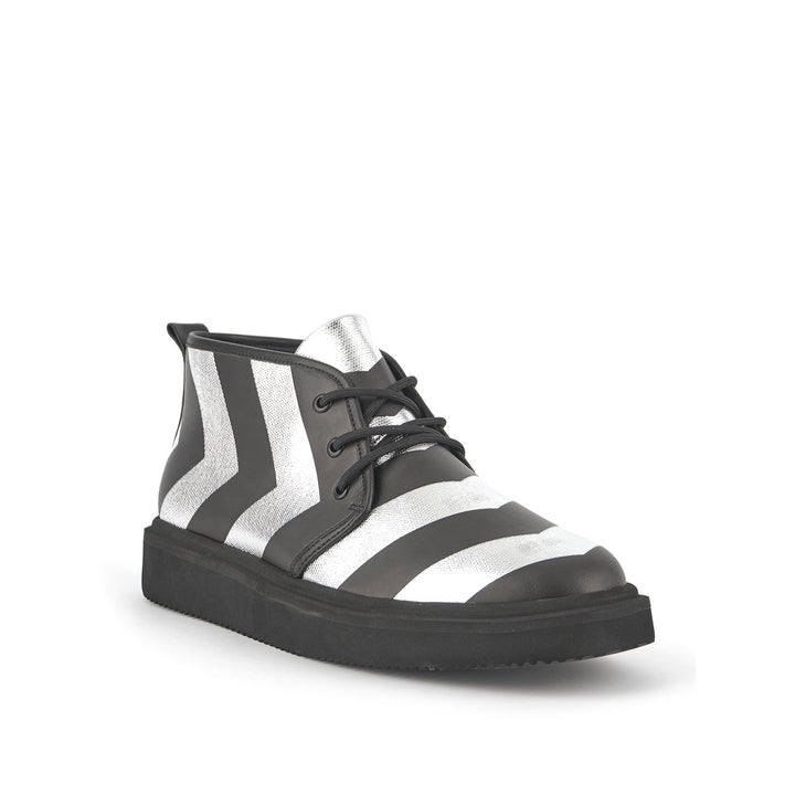 un geo desert mens mono 2 angle out view aw23