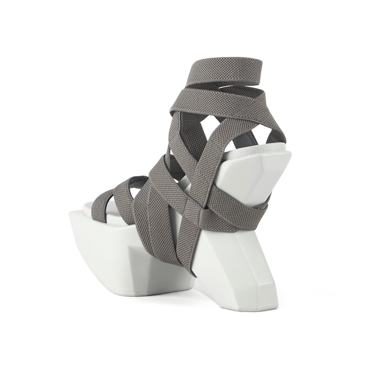 Boulder Bondage – United Nude