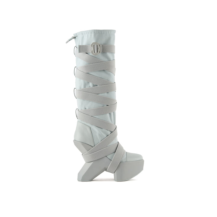 boulder boot dawn 1 outside view