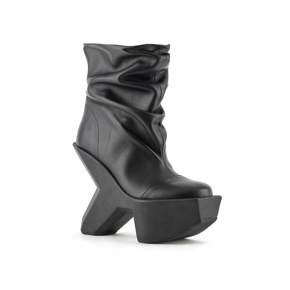 boulder slouch boot black 2 angle out view