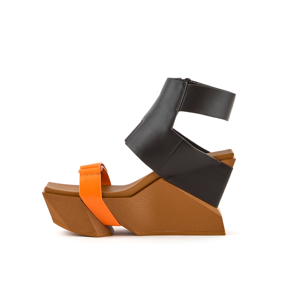 brutt a amber glow 3 inside