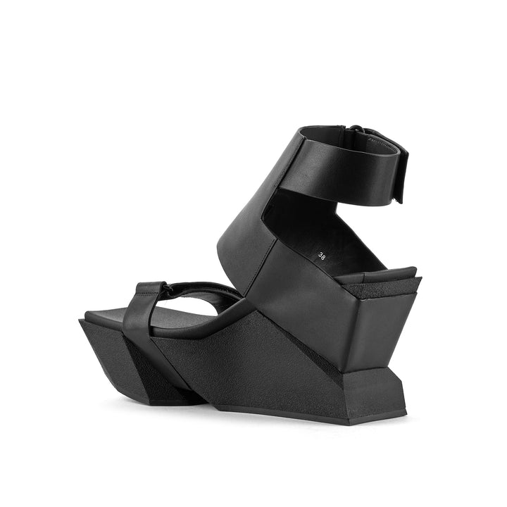 brutt a black 4 angle in