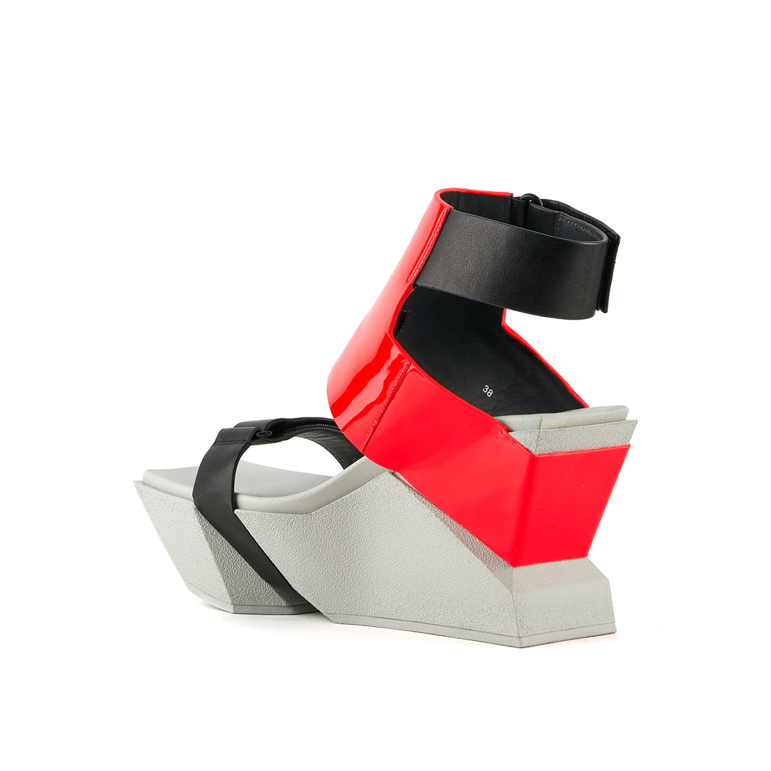 brutt a fluo red 4 angle in