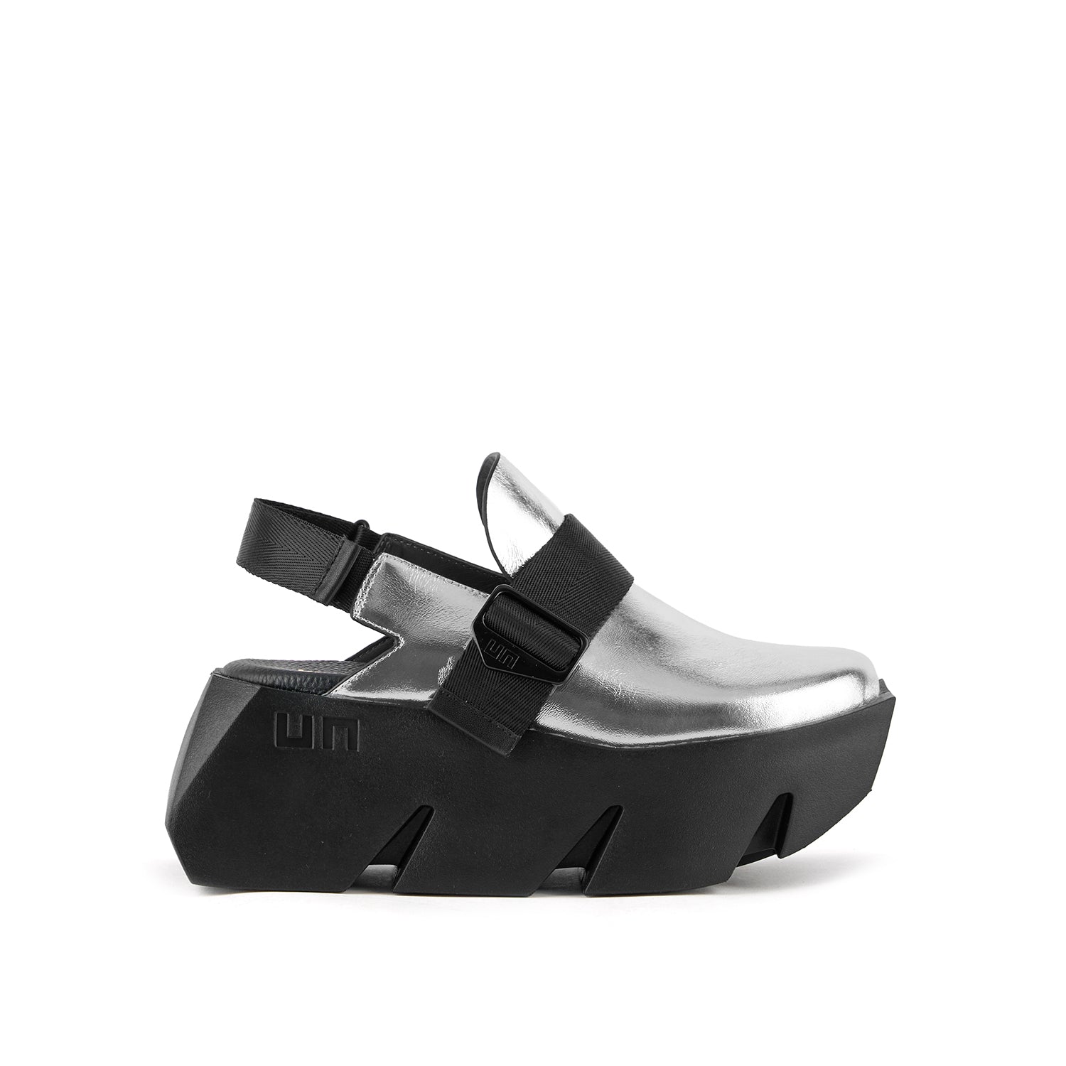 Bull Mule – United Nude