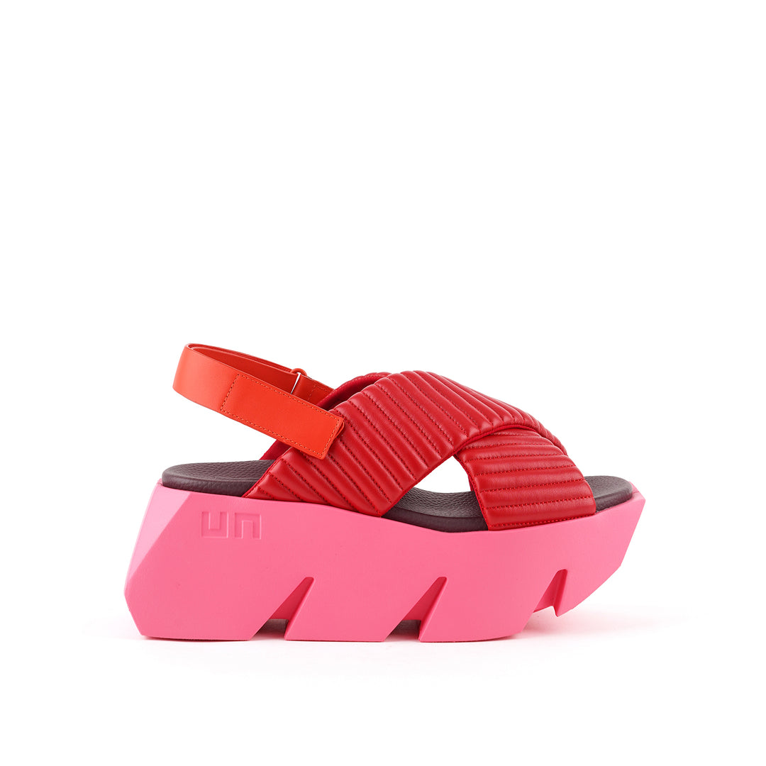 bull puffier lily 1 outside