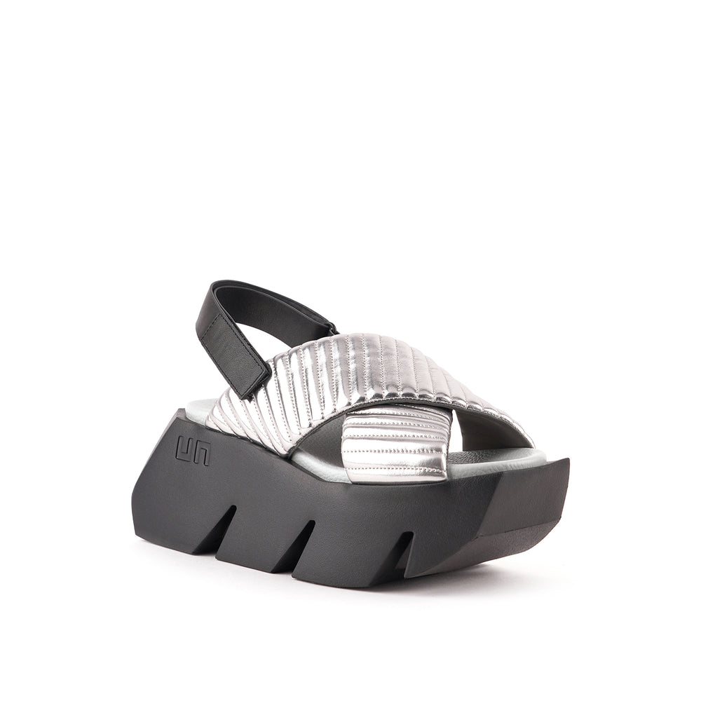 bull puffier silver 2 angle out