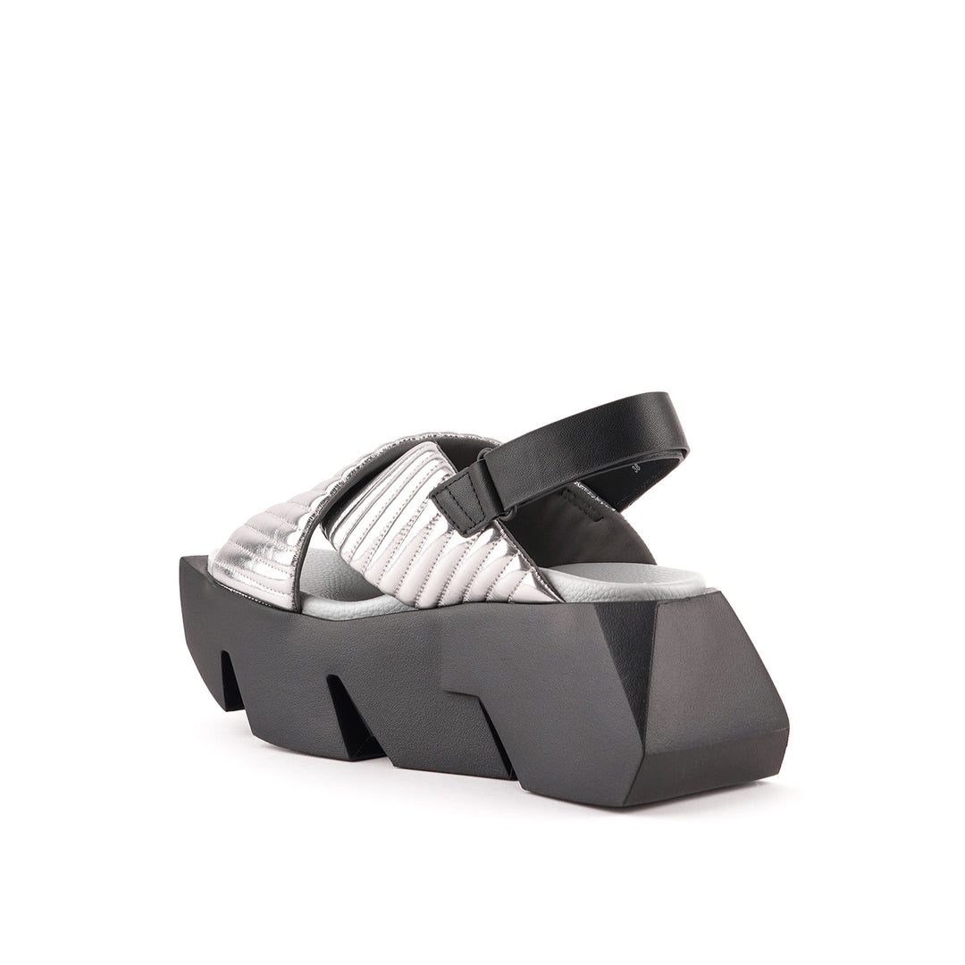 bull puffier silver 4 angle in