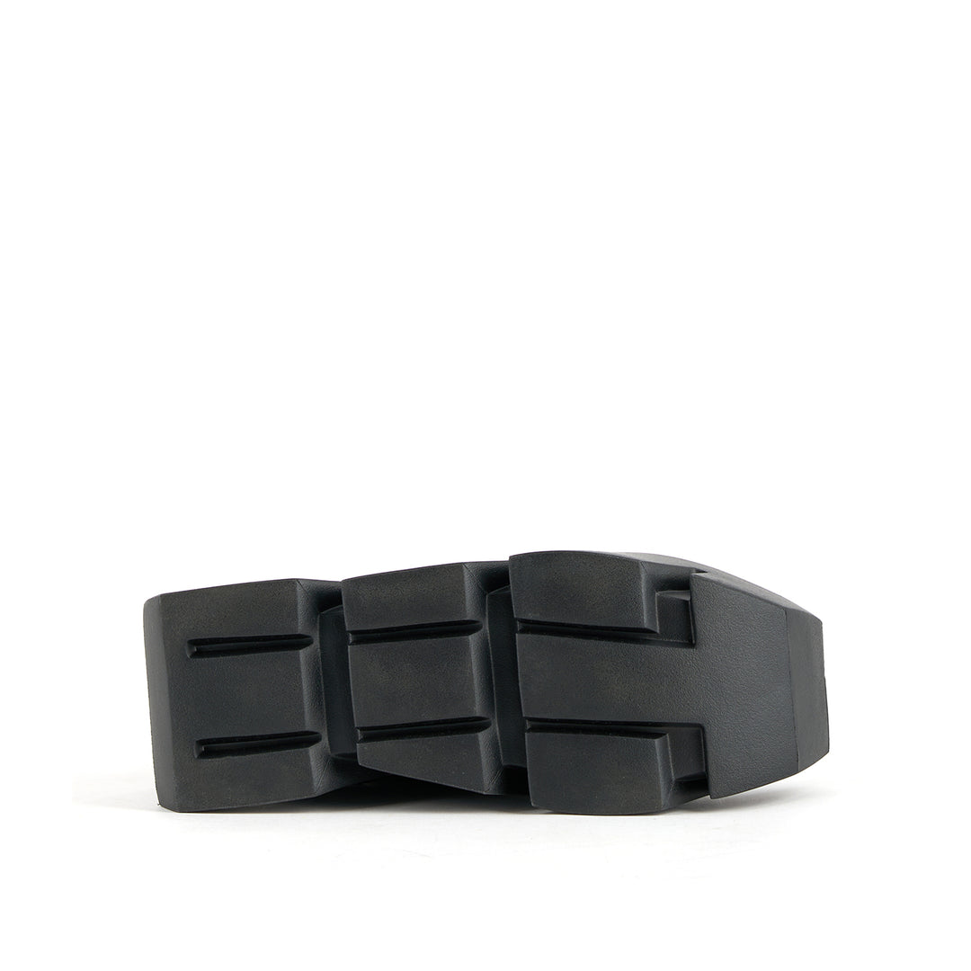 bull puffy sneaker black 6 bottom view