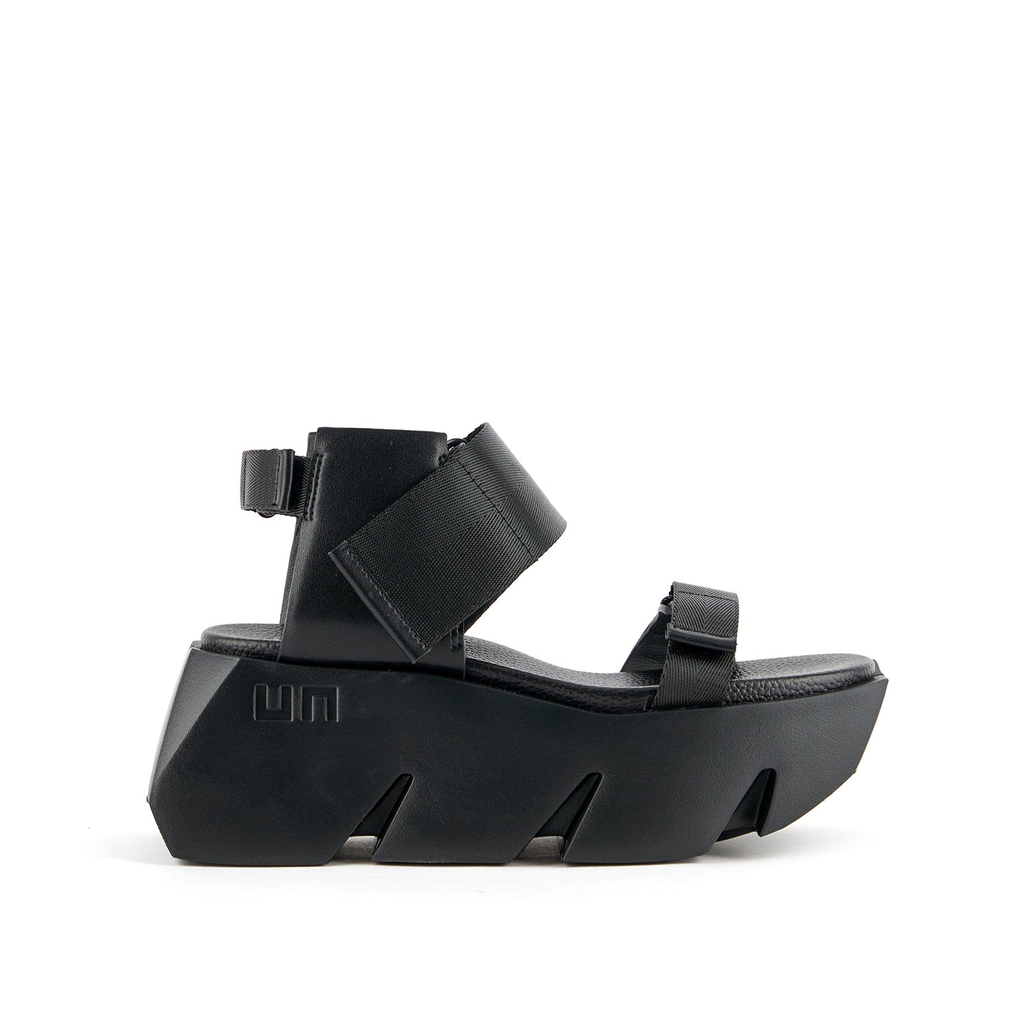 Bull Run – United Nude