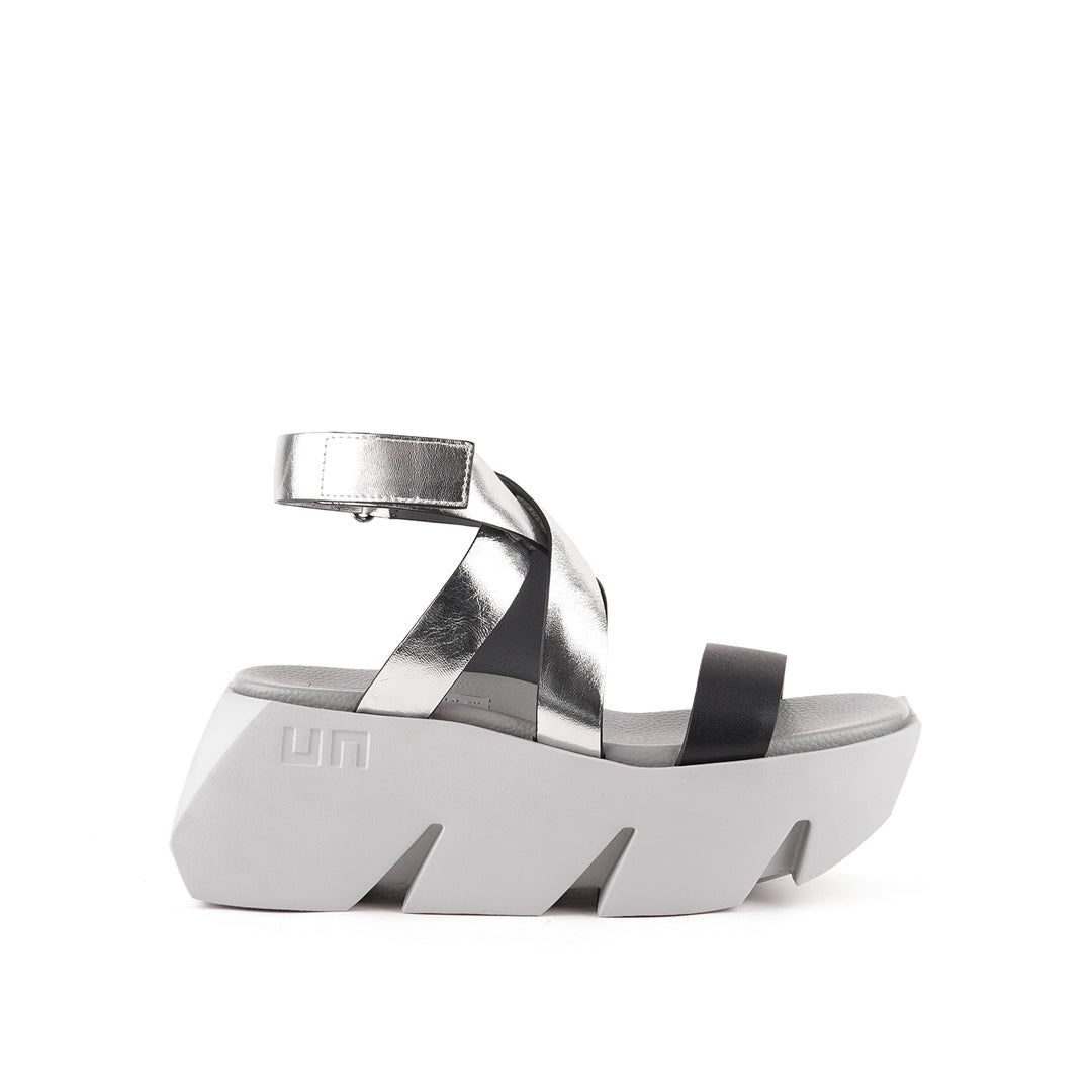 bull way steel 1 outside