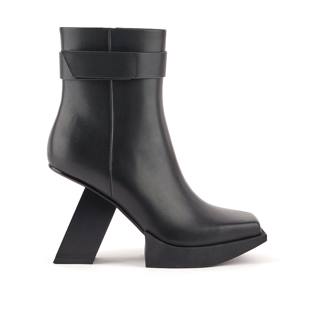 construct bootie hi black 1 outside