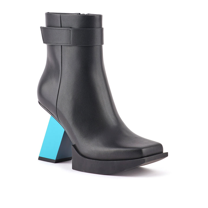 construct bootie hi black green 2 angle out