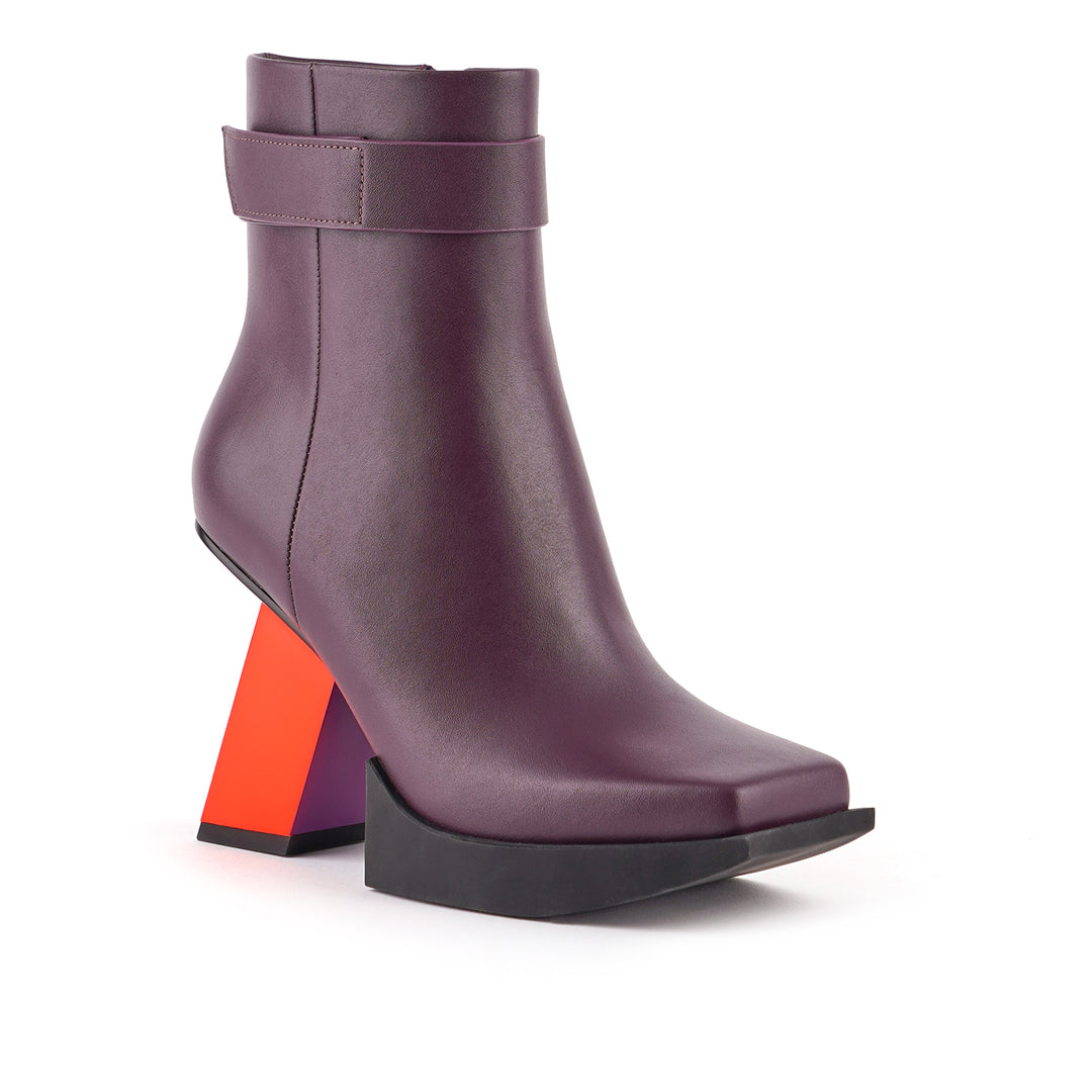 construct bootie hi cherry mix 2 angle out