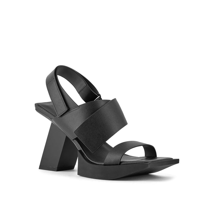 construct hi black 2 angle out