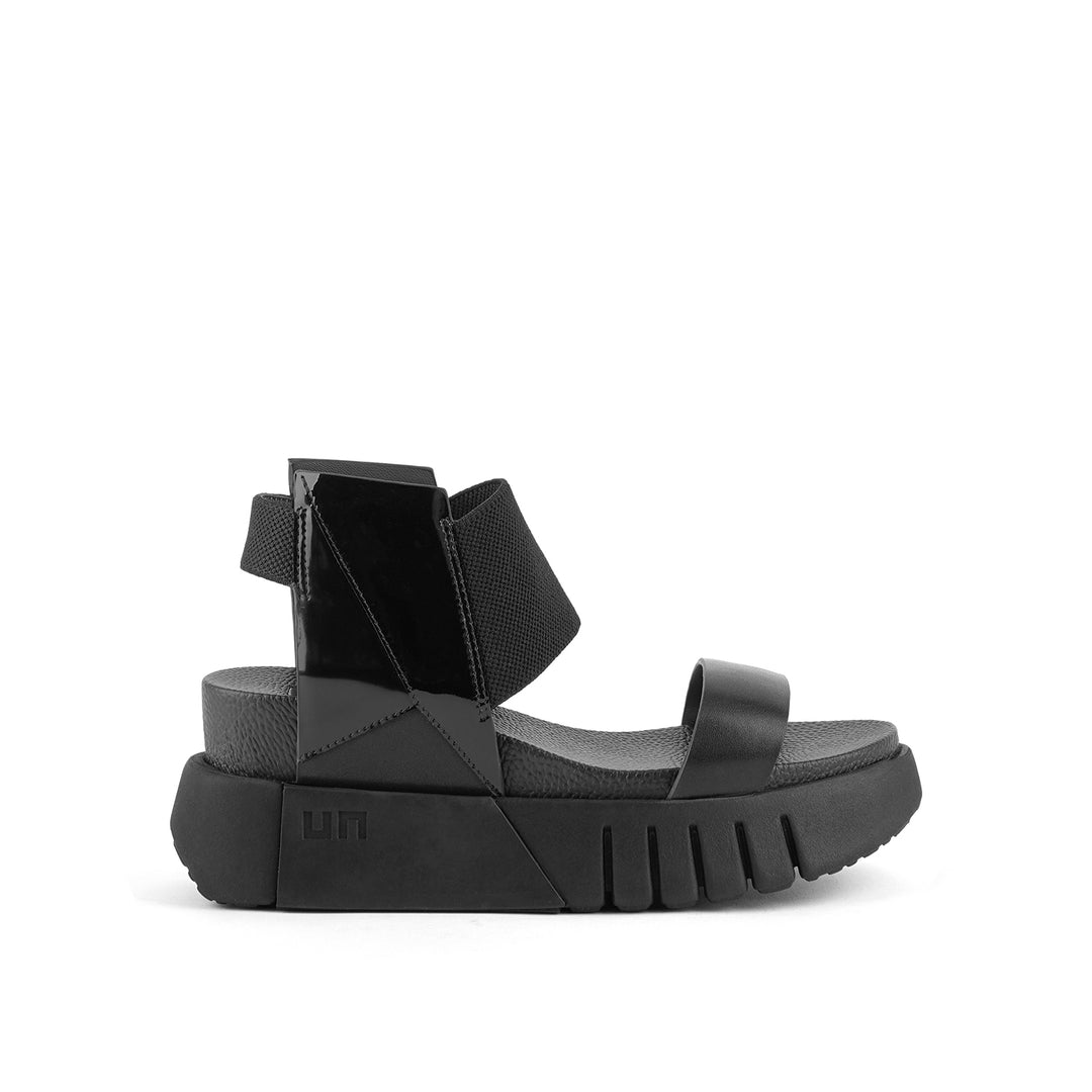 delta 3d sandal black 1 outside