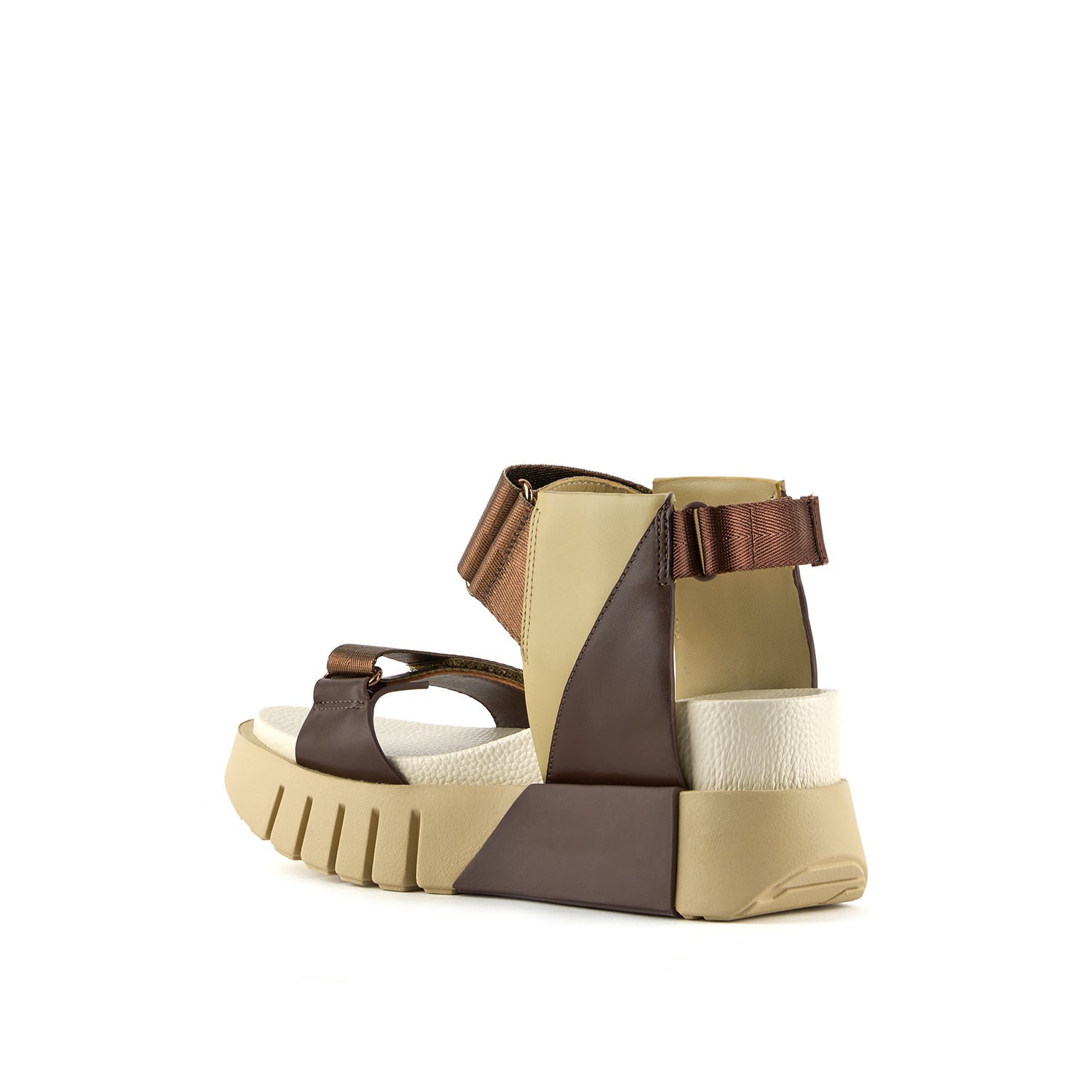 Delta Run – United Nude