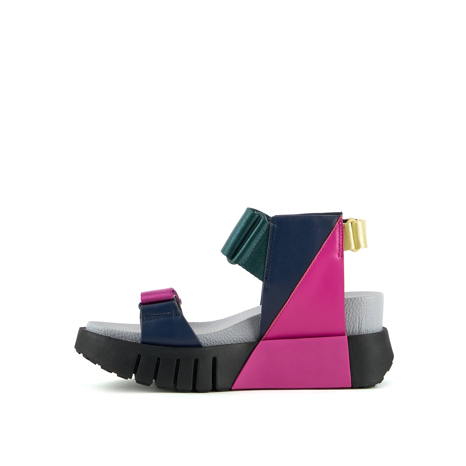 Delta Run – United Nude